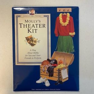 *NEW* American Girl Pleasant Company Molly’s Theater Kit